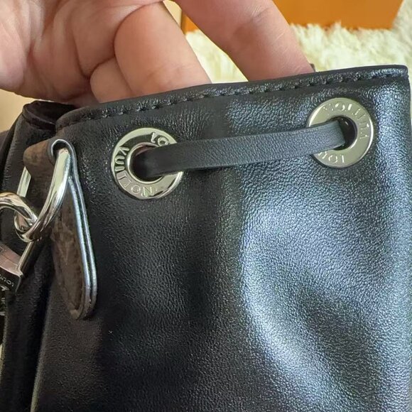 MONTSOURIS VIBE PM BACKPACK 30 IN BLACK LAMBSKIN SILVER CHAIN - Picture 15 of 16